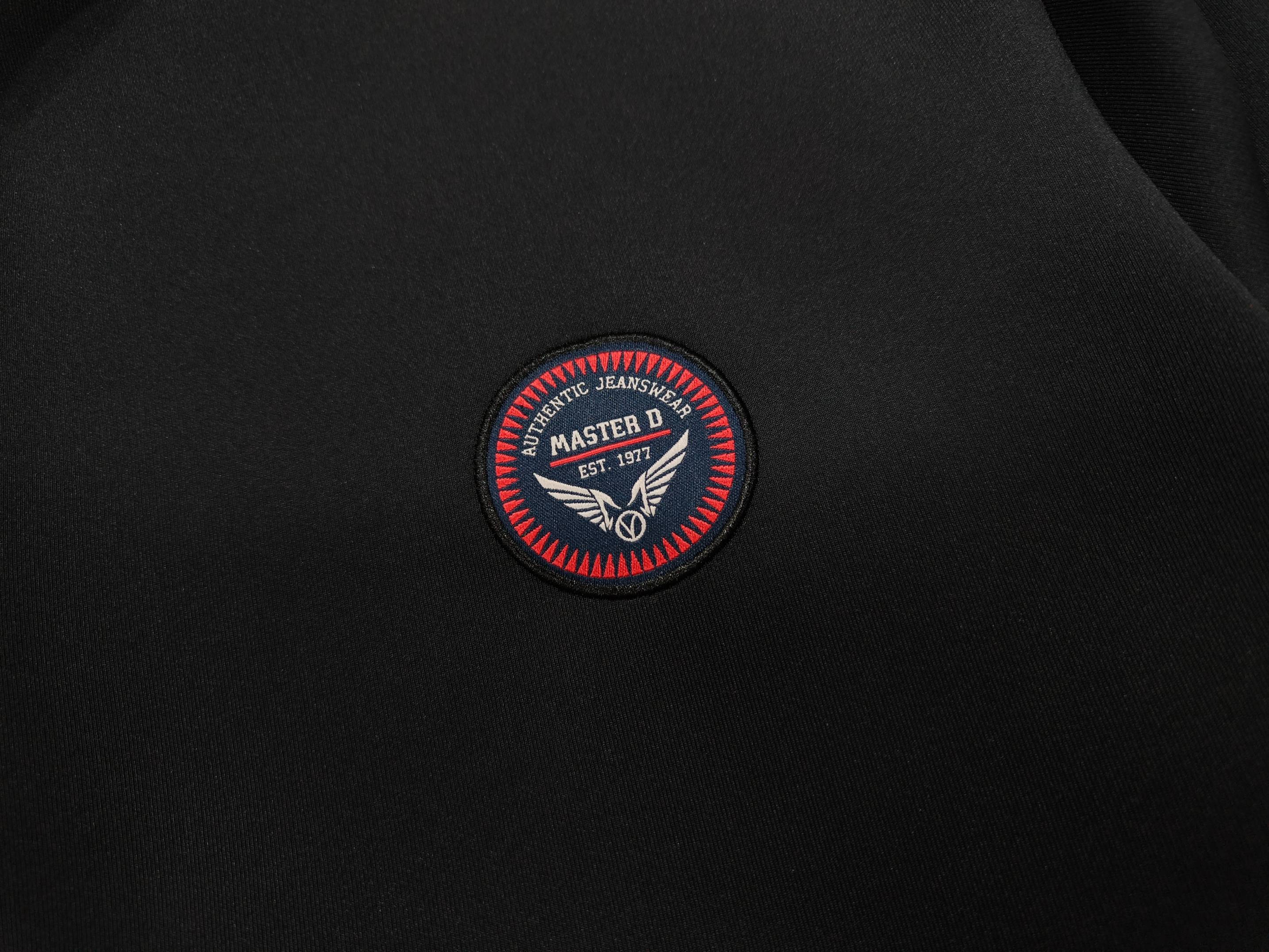 CM-24-JKT-017-M