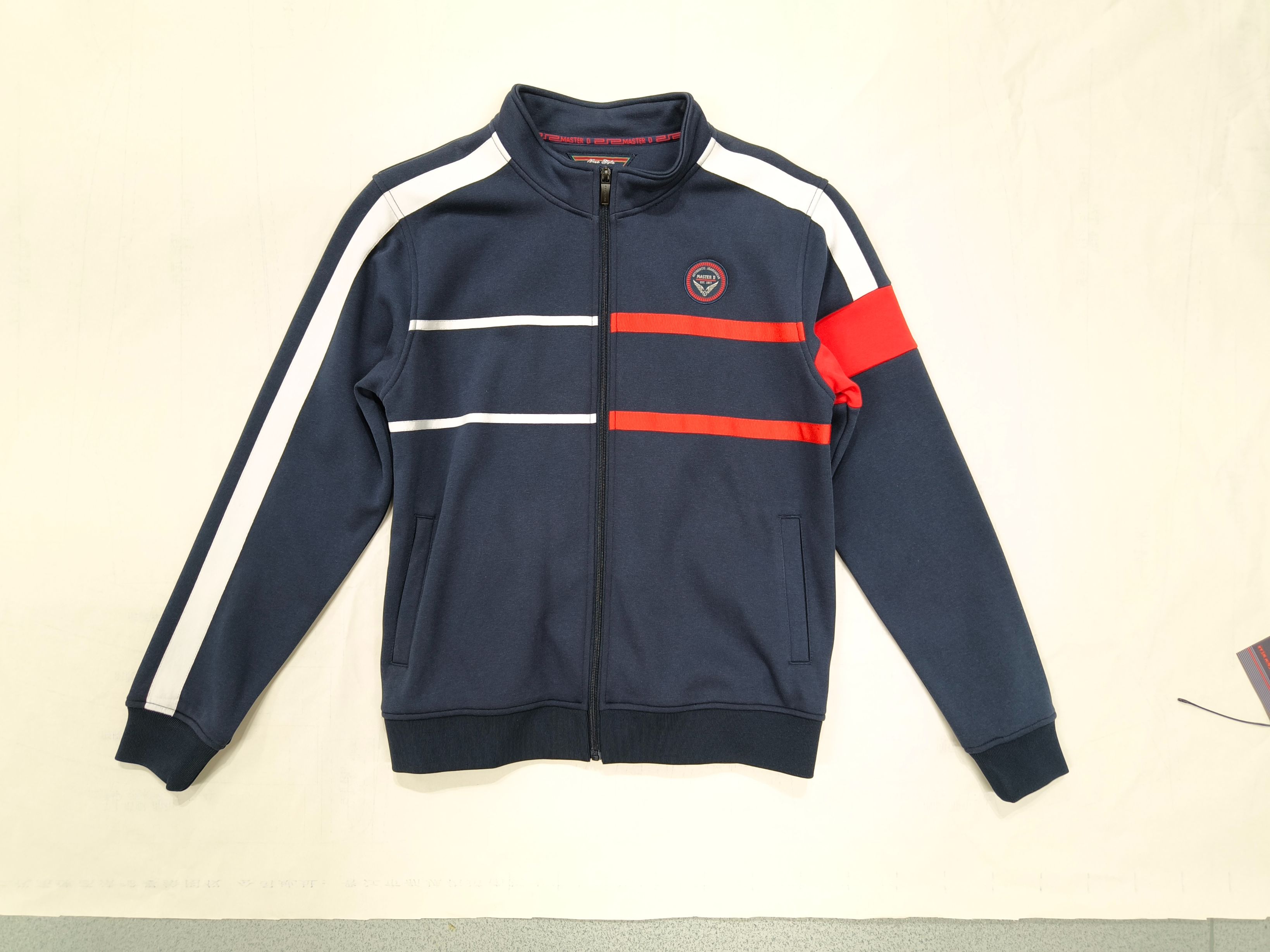 Size: M
