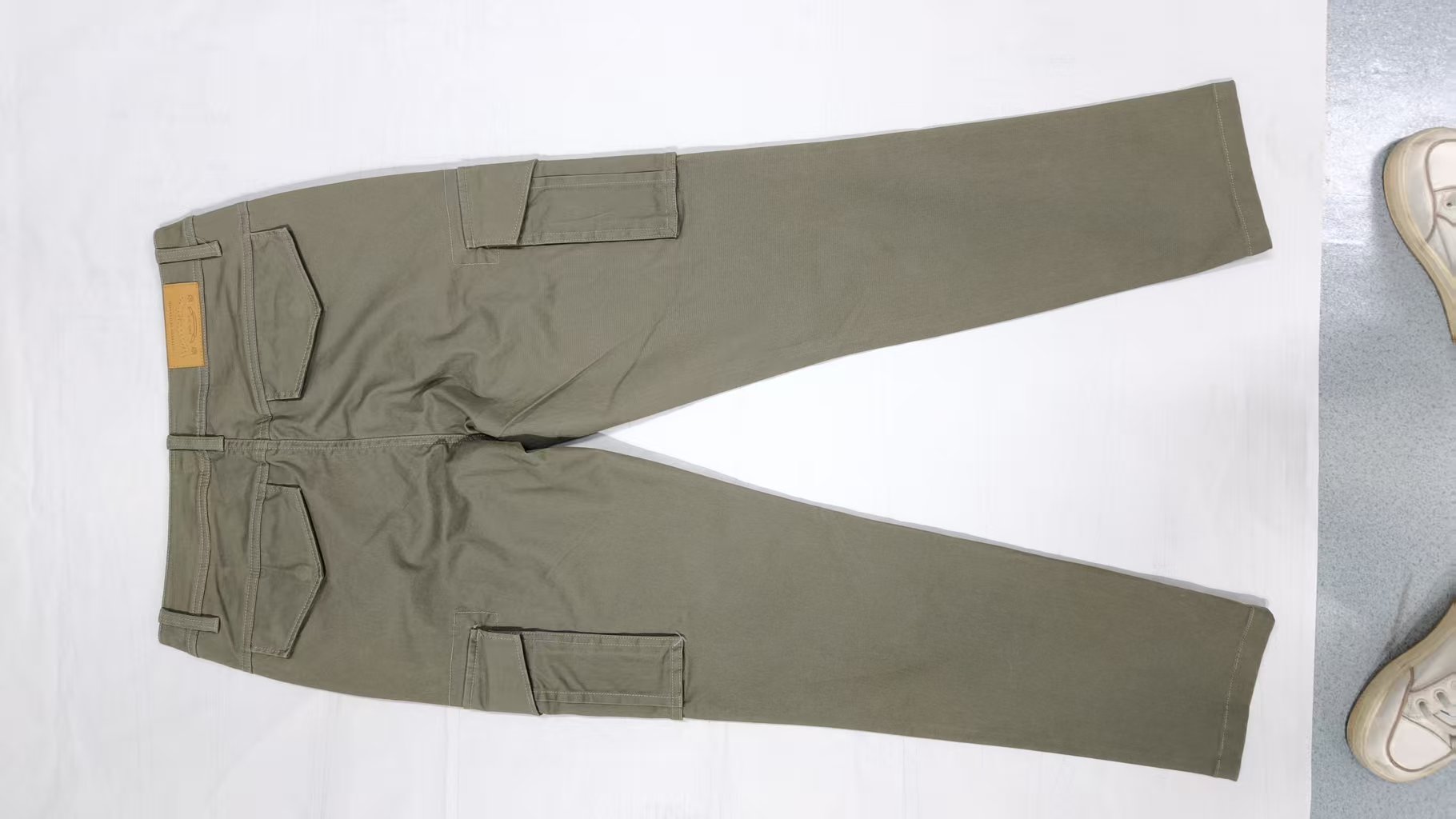 casual pants
