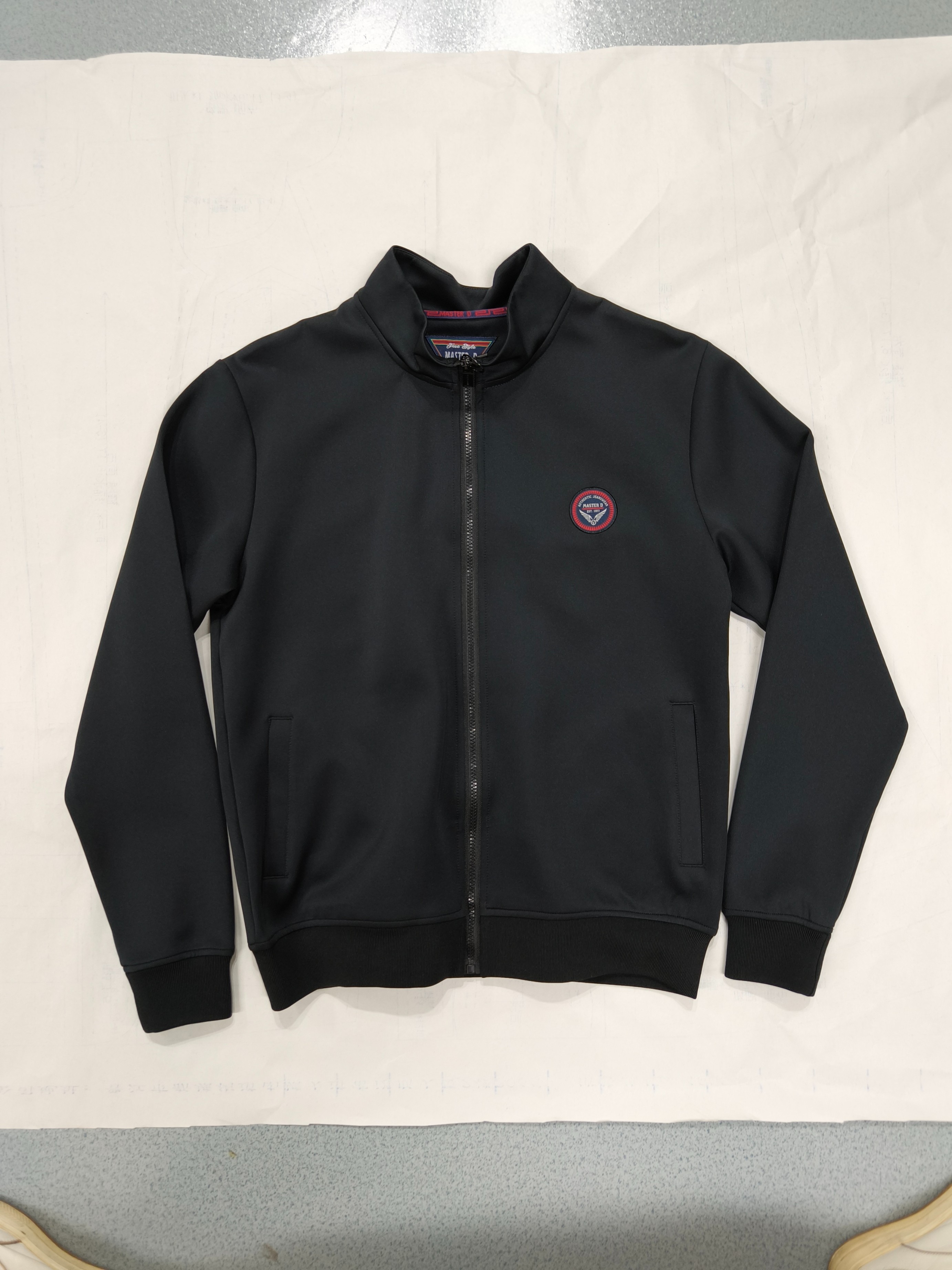Size: M