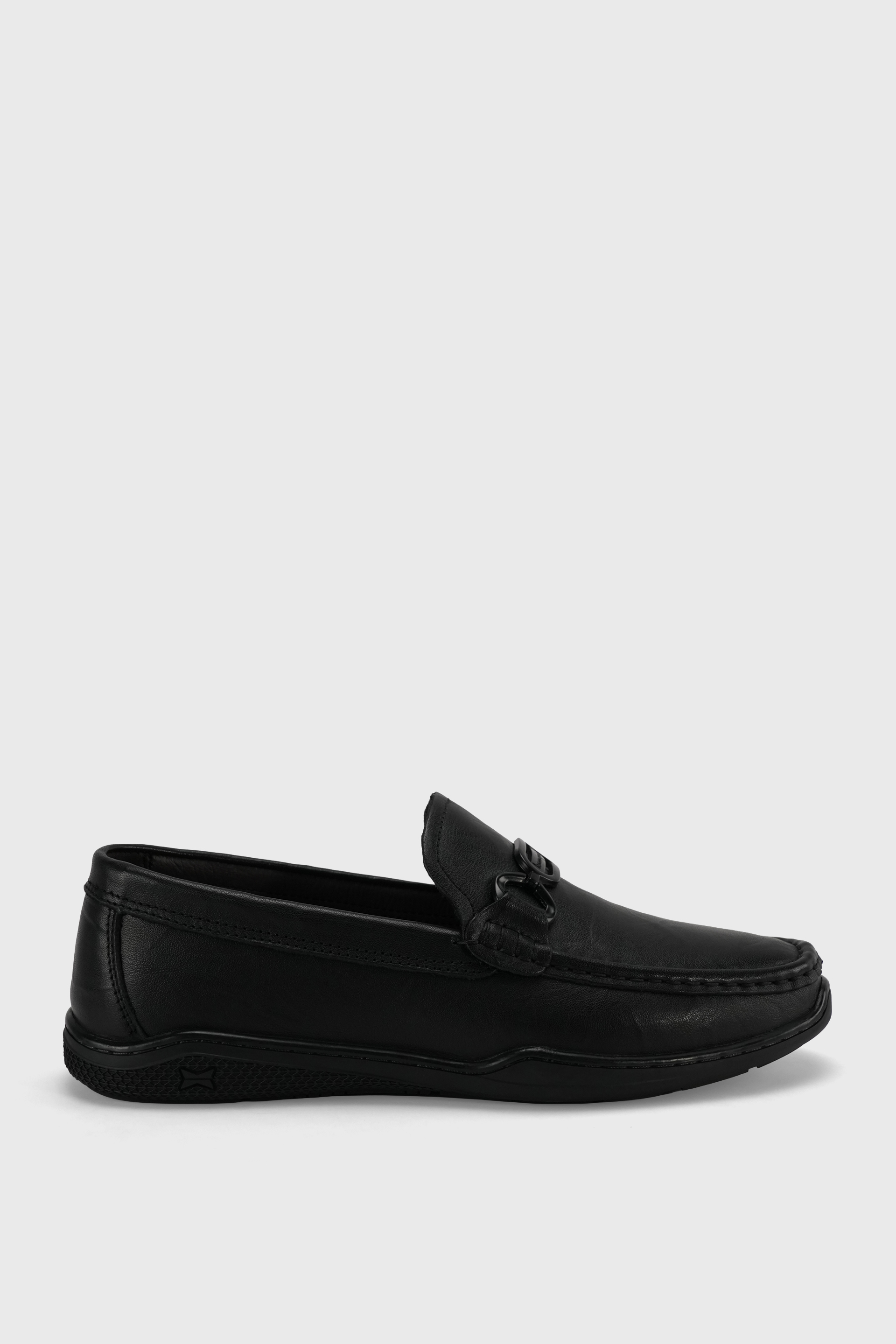 shoes color: Black; YB UK: 5（257）