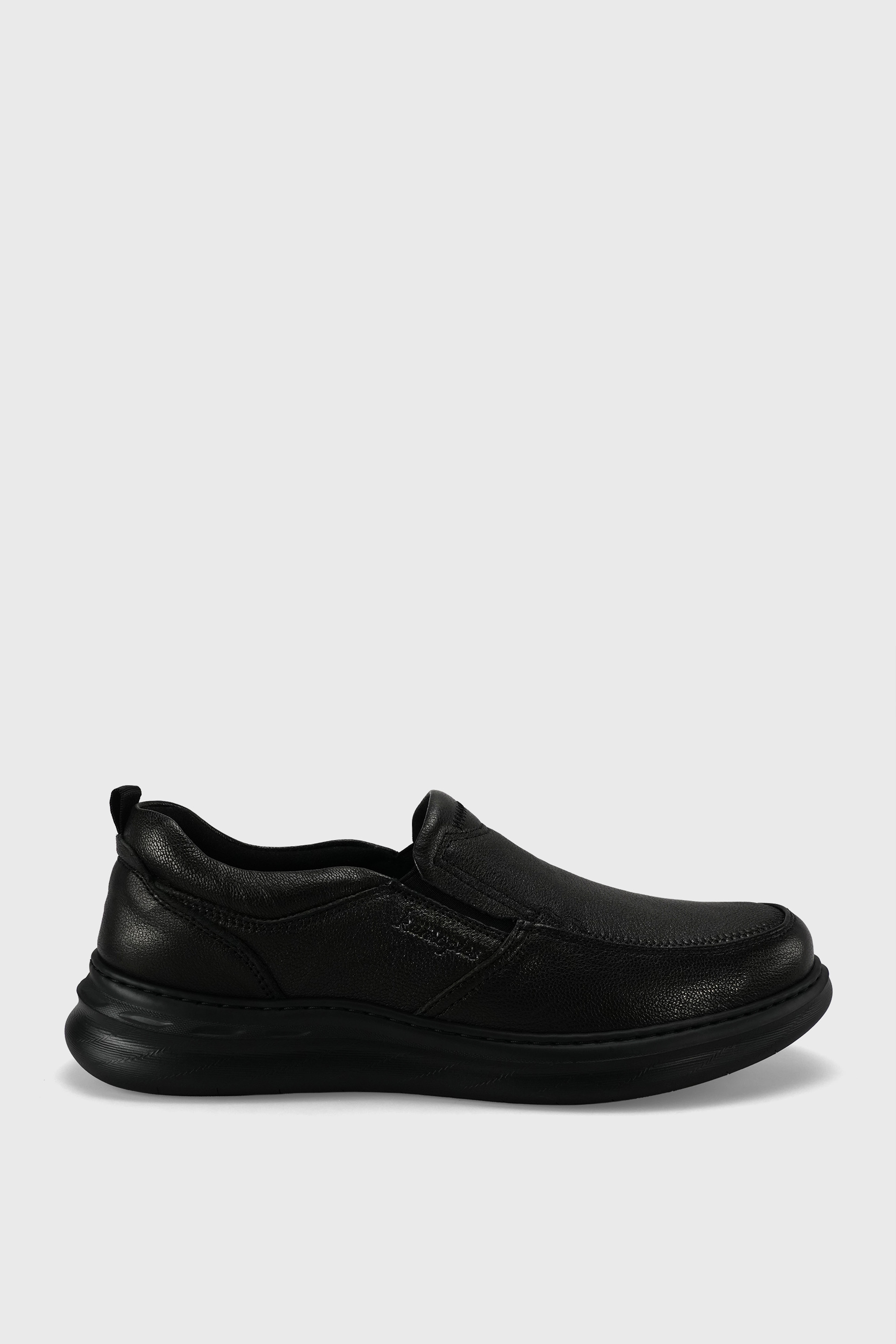 LEATHER CASUAL SHOES
