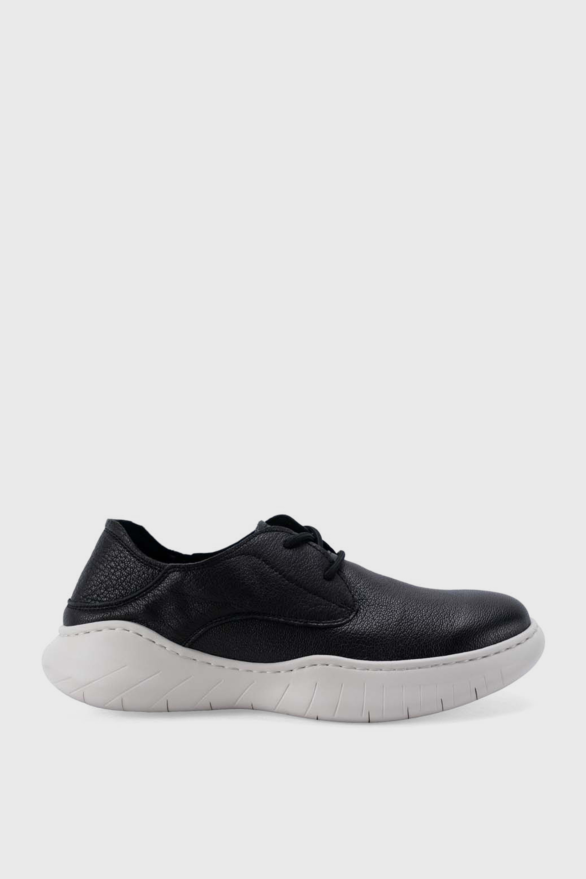 LIGHTWEIGHT GENUINE LEATHER CASUAL SHOES