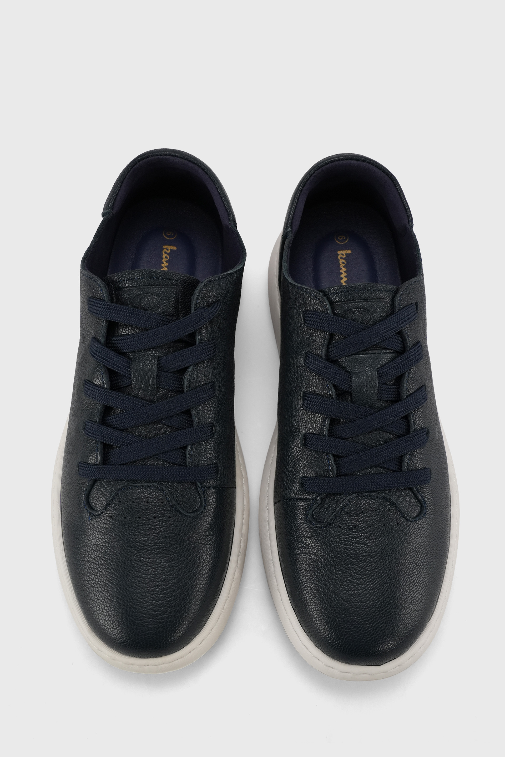 MINIMALIST GENUINE LEATHER SHOES